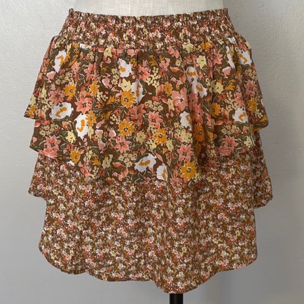 Sienna sky floral skirt girl size M